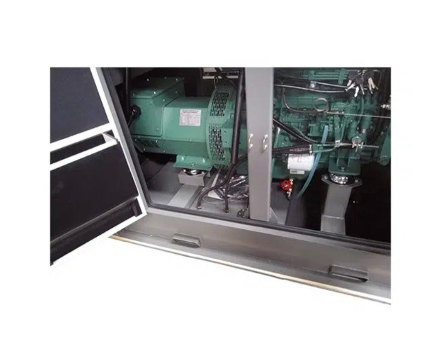 Gerador a Diesel Toyama TDMG40SE3 380v 40 KVA - Foto 3
