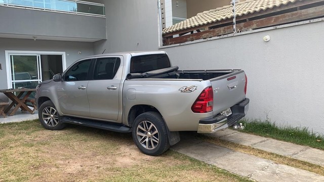 hilux automática 4x4 Srv 16