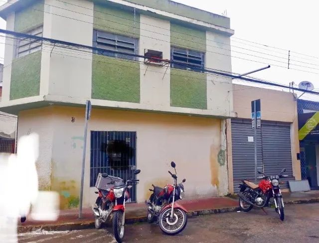 Prédio comercial no centro de  Caruaru 