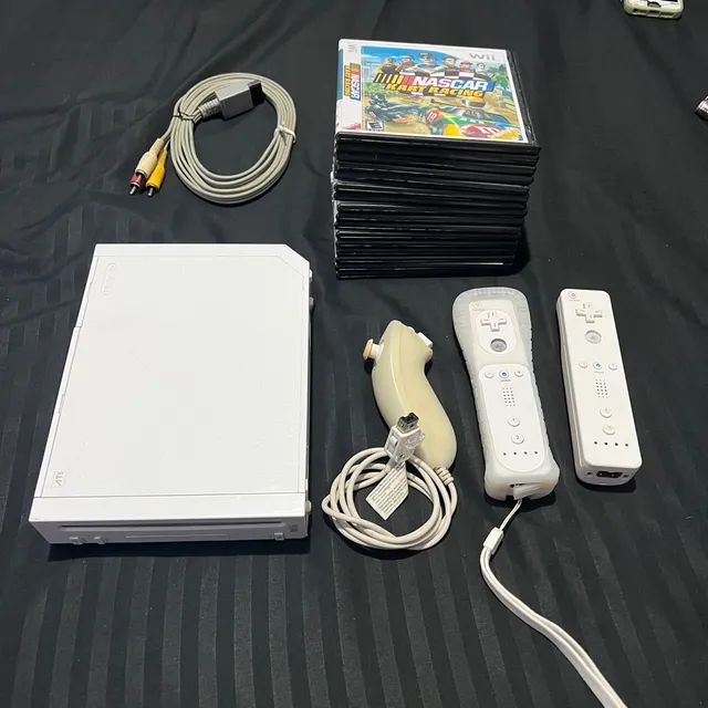Controle Nintendo Wii Nunchuck Preto - Nintendo Wii Usado 