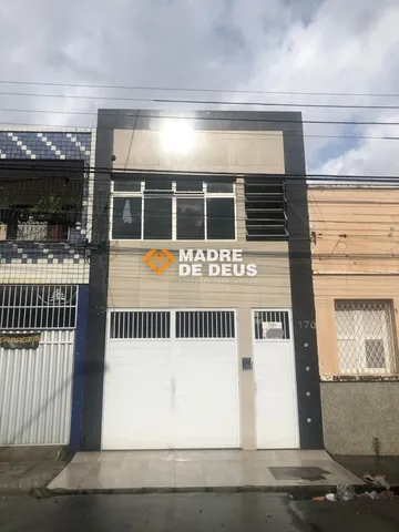 PREDIO COM 13 KITNETS SEMI MOBILIADOS CENTRO