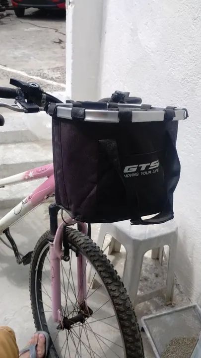 Bicicleta com cesta GTS