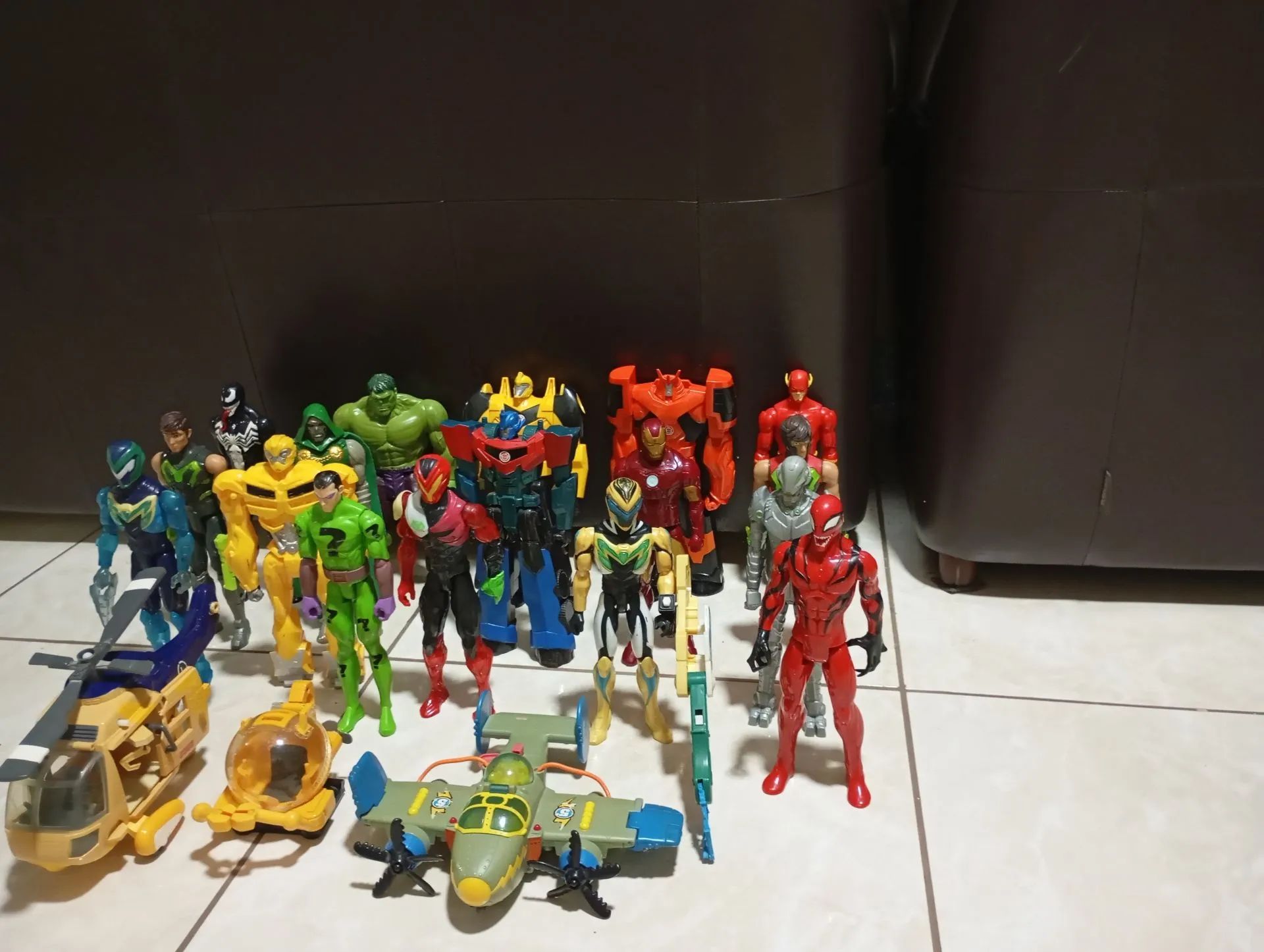 Bonecos de ação - Heróis Marvel e DC - Foto 2