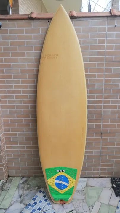 Prancha PowerLight 5'11 Modelo FD com quilhas Kinetic Racing