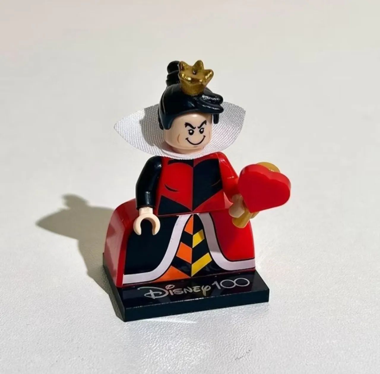 Rainha de Copas Disney 100 Anos
