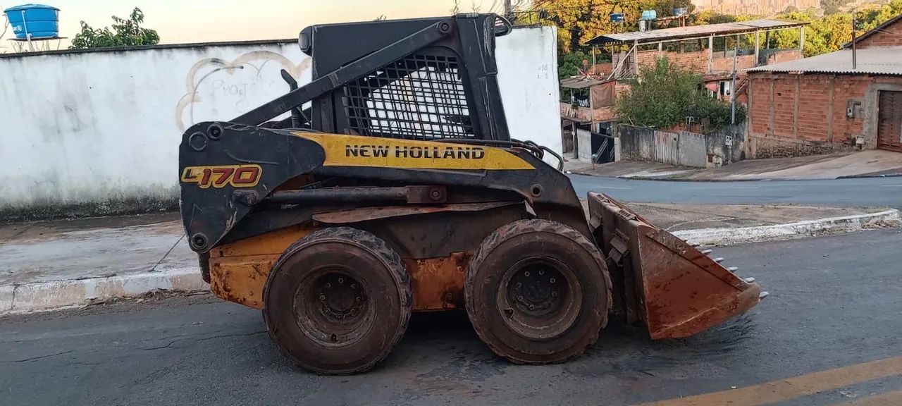 Mini carregadeira New holland 2009 - Foto 2