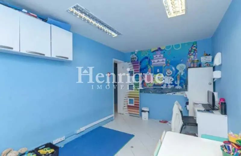 Prédio - / Comercial / Laranjeiras