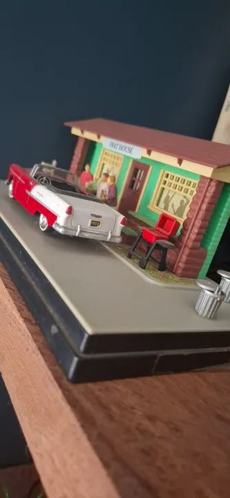 Casa de Fraternidade com Carro Clássico - Foto 3