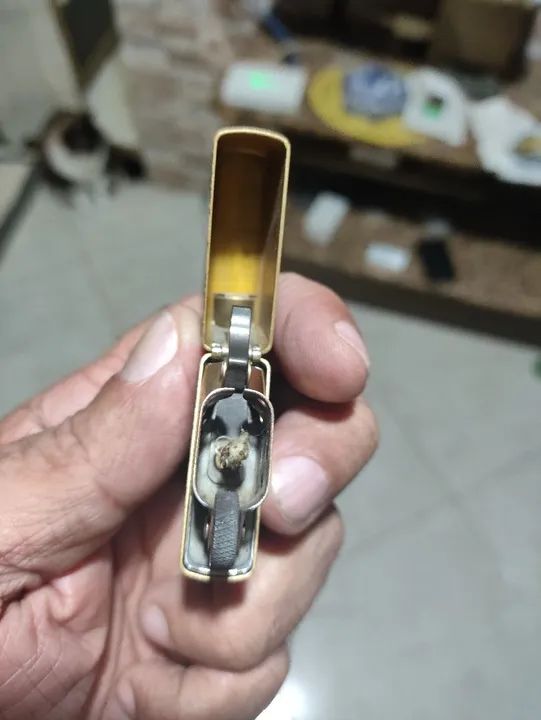 Isqueiro Zippo calçadada Fama - Foto 4