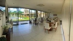 Lote quitado frente a praça e poente no Terras Alpha Ceará