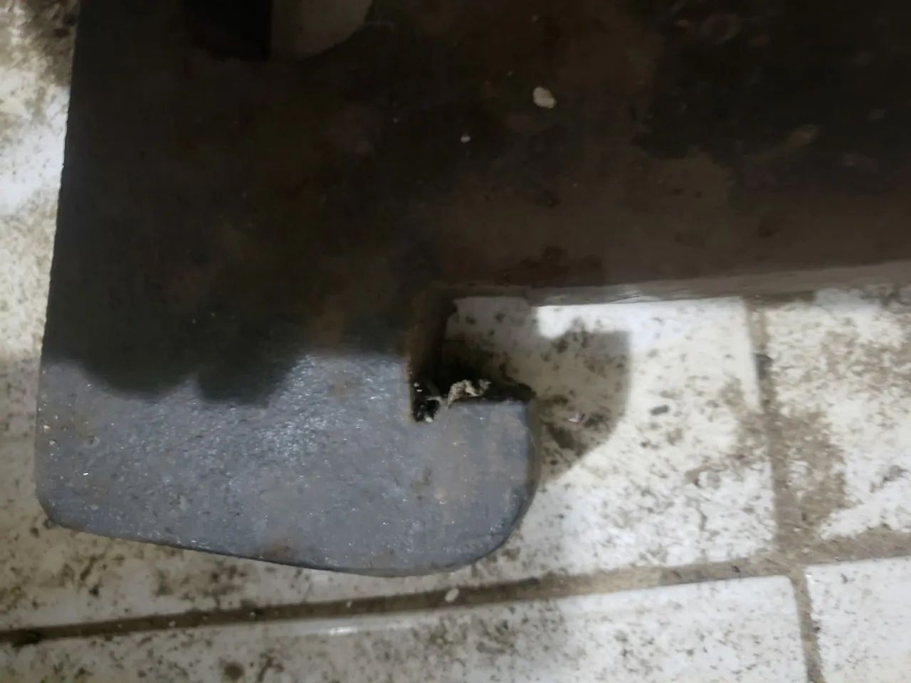 VENDO/TROCO 6 PESOS FRONTAIS DE MASSEY FERGUSON ORIGINAIS,CADA UM 550,00.. - Foto 5