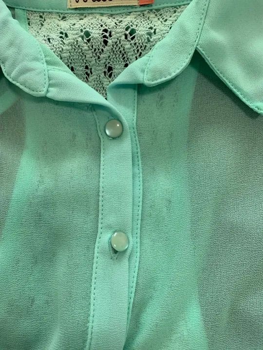 Camisa em tecido fino - Foto 4