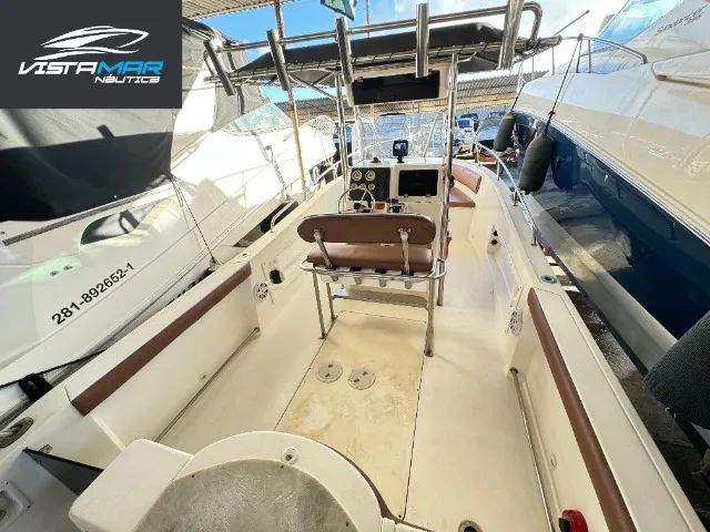 Lancha Fishing 26 com motor Mercury 4T  - Foto 8