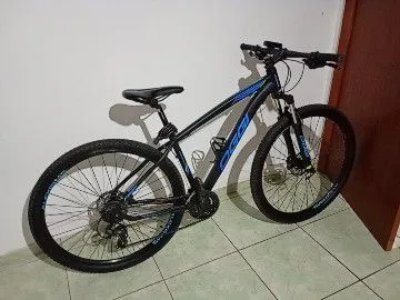 Bicicleta Aro 29 - Ótima para trilhas e passeios!