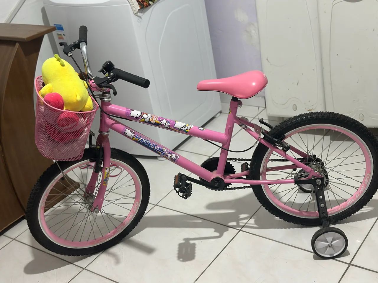Bicicleta infantil menina hello kitty aro 16 - Foto 5
