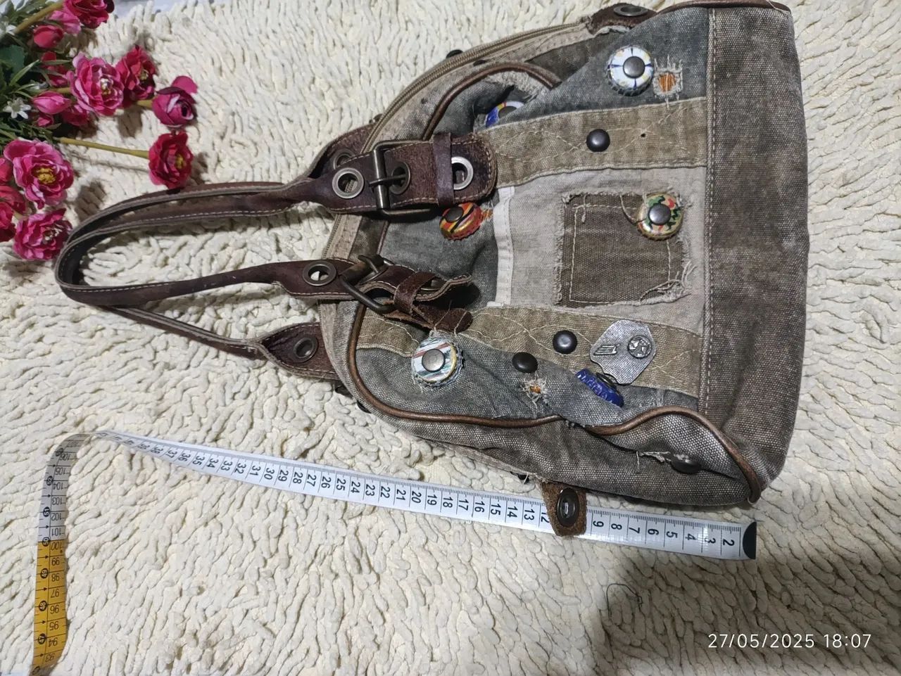 Bolsa em Lona customizada com detalhes únicos. - Foto 3
