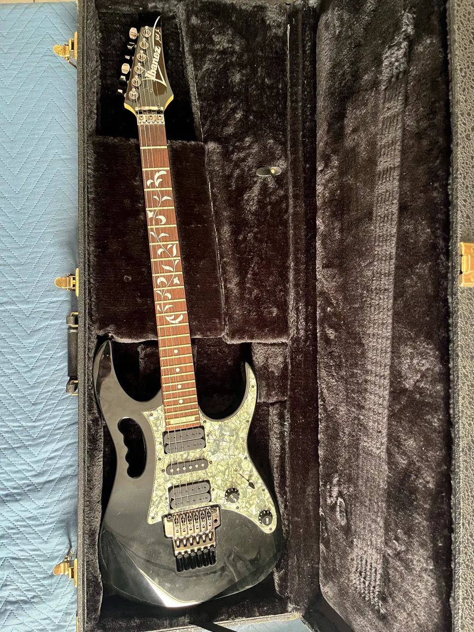 Ibanez Jem555BK - Instrumentos musicais - Vila Guiomar, Santo