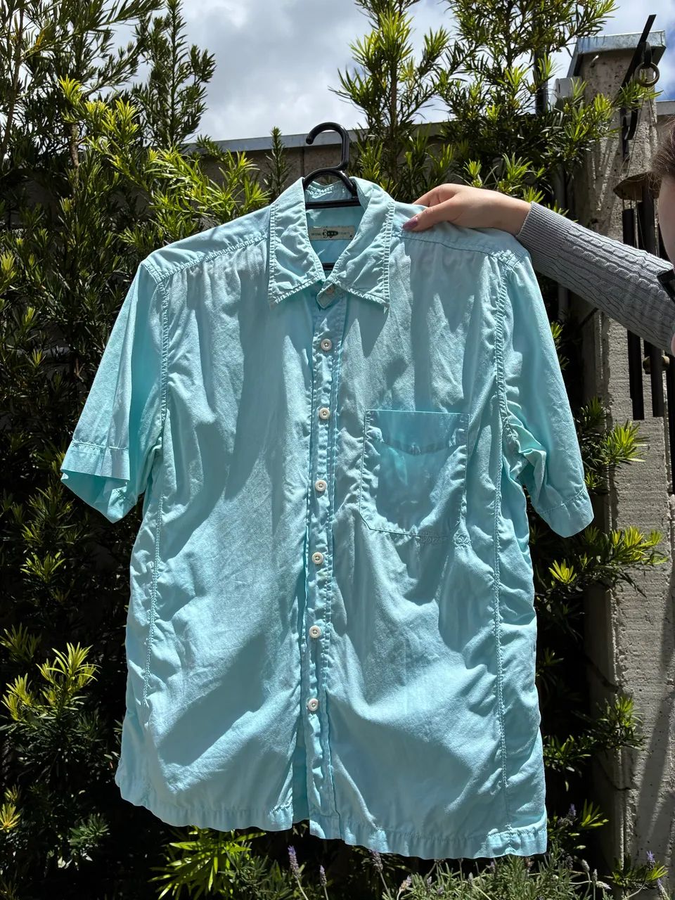 Camisa masculina azul marca Base  - Foto 2