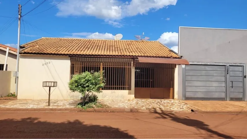 ALUGA-SE CASA EM SIDROLÂNDIA - VILA TERERE