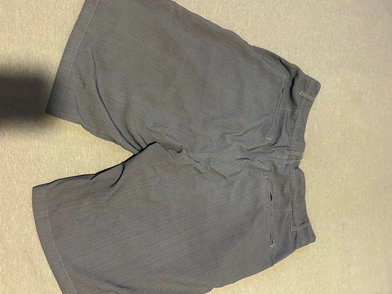 Bermuda Cinza Masculina - Foto 2