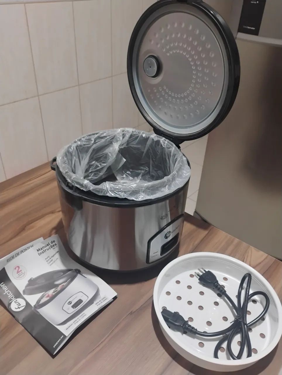 Panela Elétrica para Arroz Fun Kitchen em inox 10 xícaras  - Foto 3