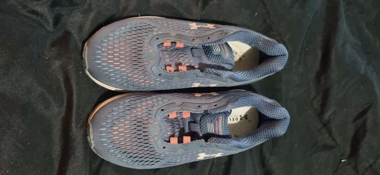 Tênis Under Armour Charge Breathe - Azul