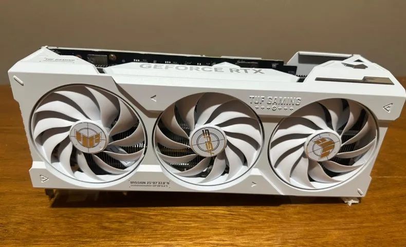 RTX 4070 TI Super BTF Asus TUF Gaming - 16GB - NOVA - Foto 2