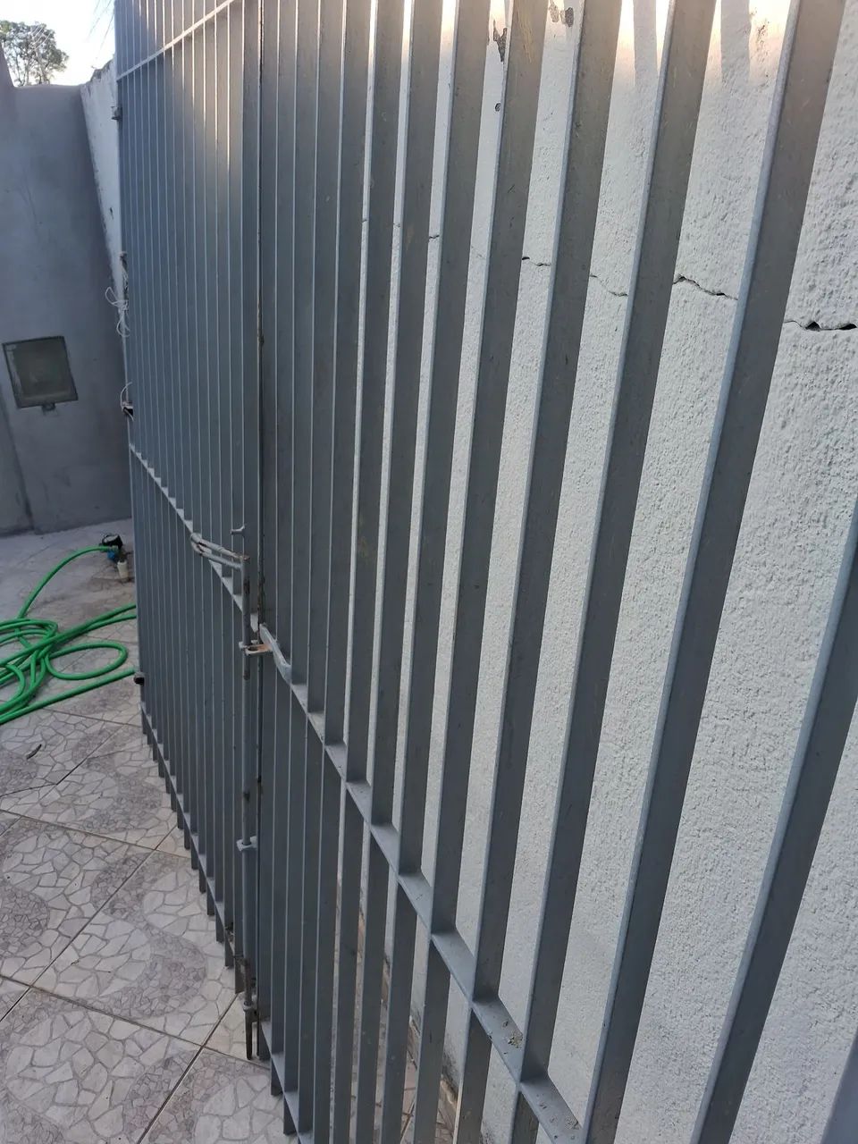 Vendo portao de ferro - Foto 2