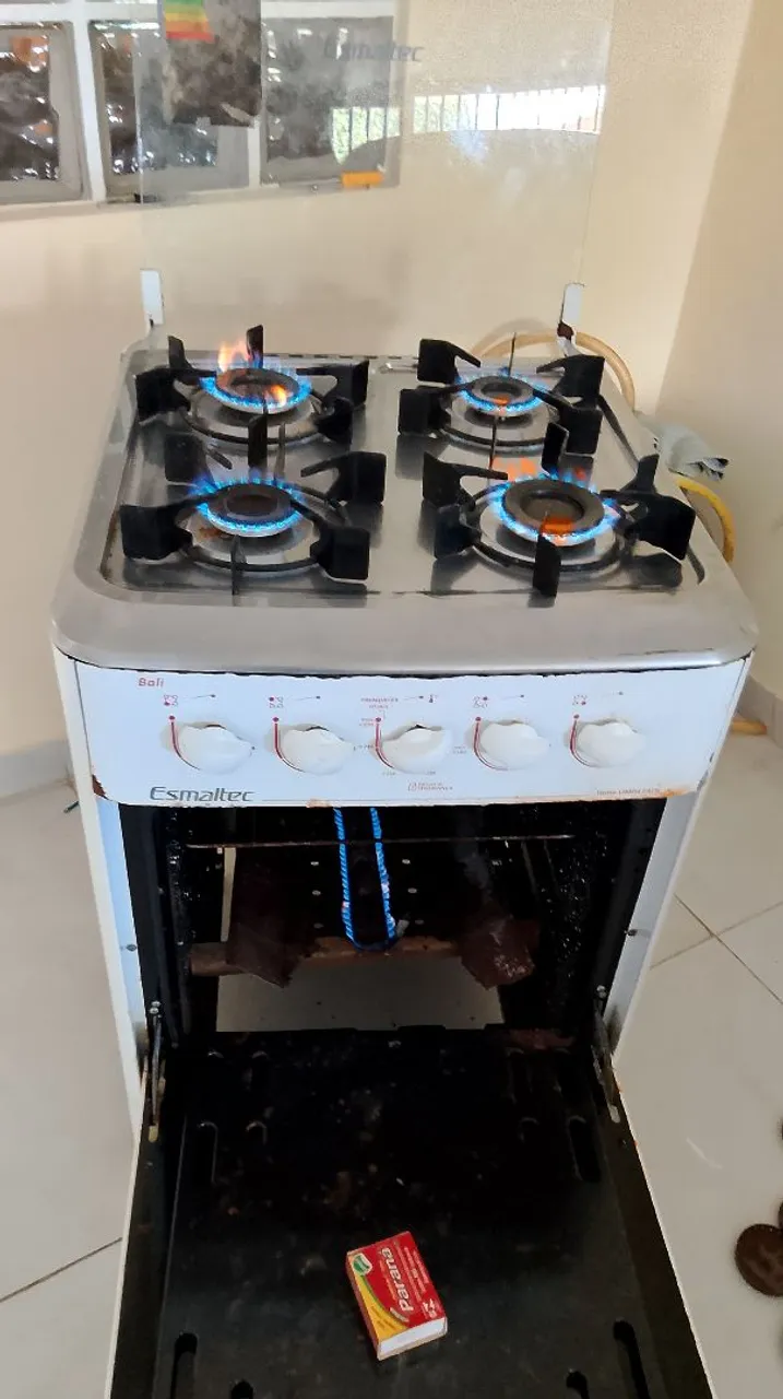 Fogão Esmaltec 4 bocas funcionando perfeitamente entrega grátis são luis 
