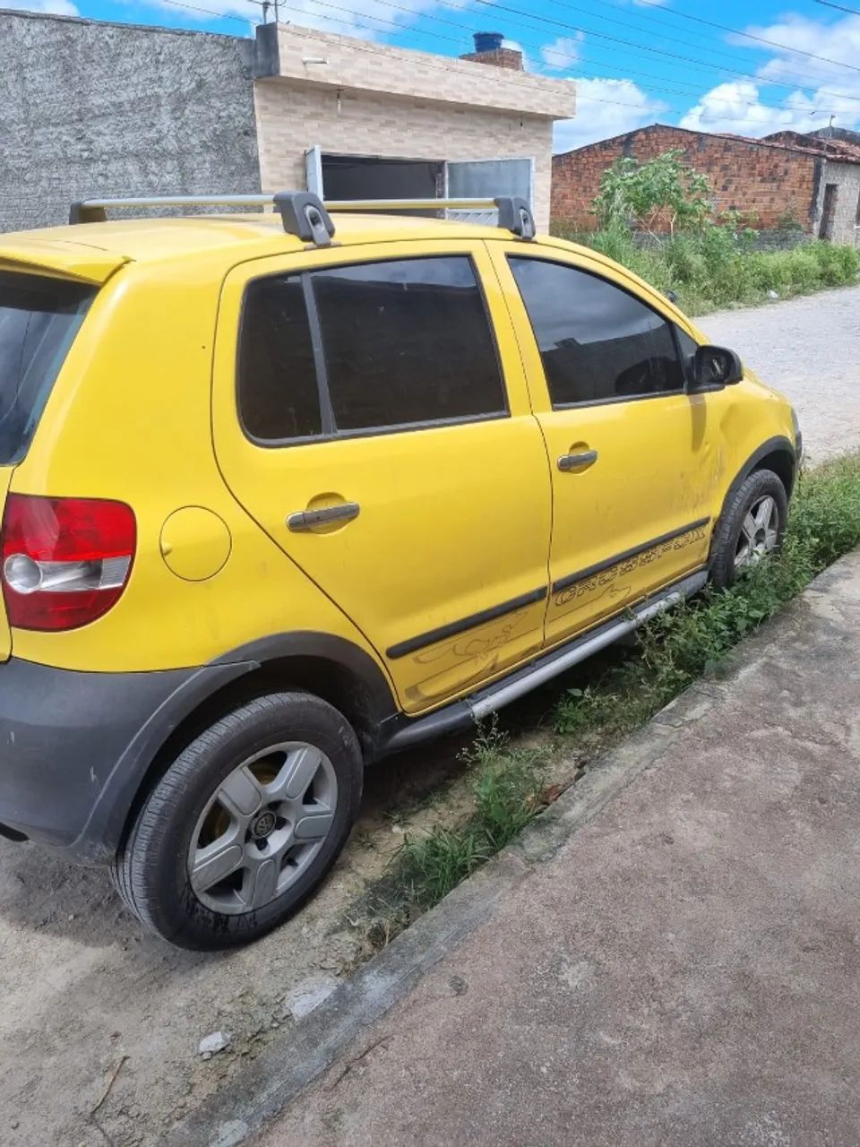 Crossfox Amarelo - Foto 4