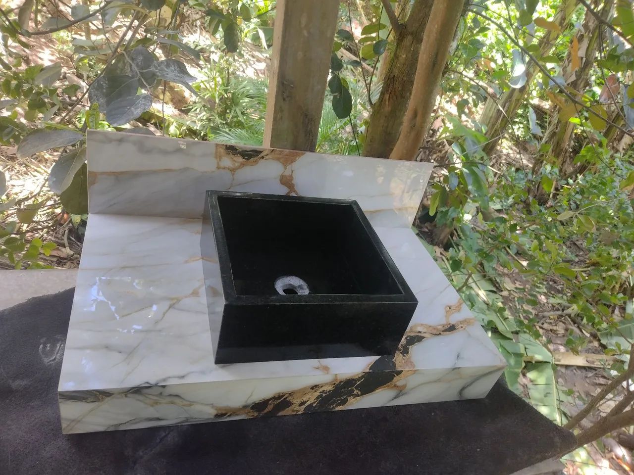 Balcão de banheiro em porcelanato  - Foto 2