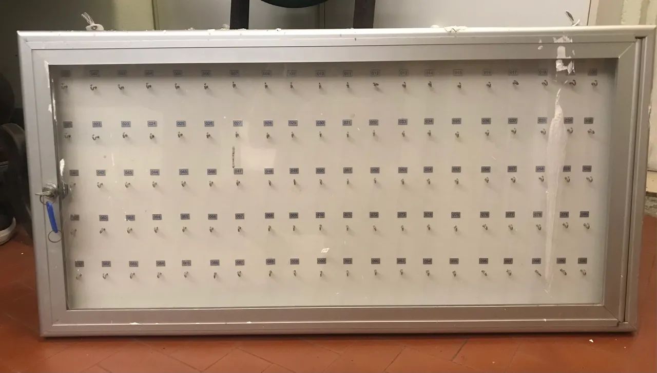 Quadro porta chave portaria alluminio 