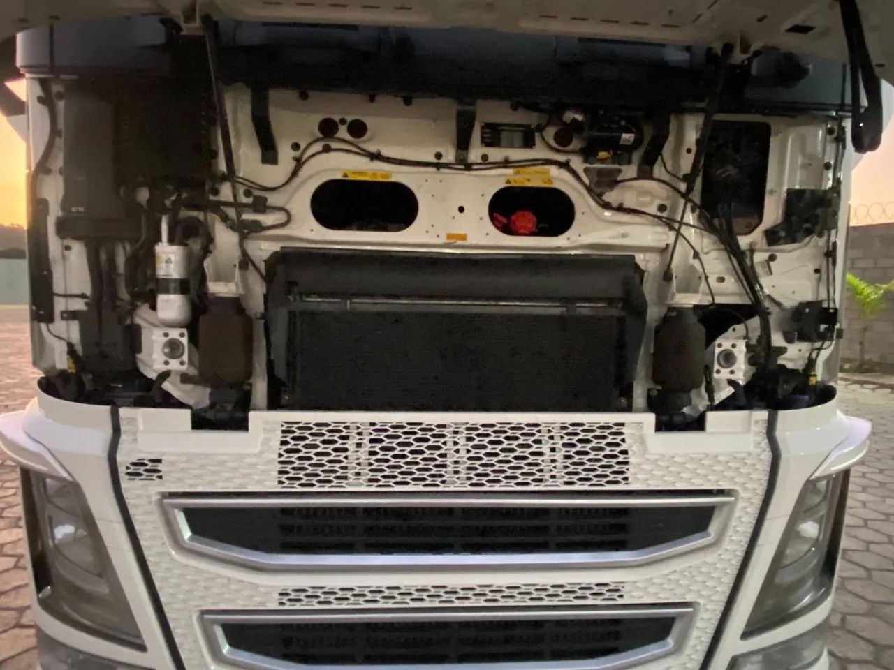Volvo FH 500 8X2 2020  - Foto 10