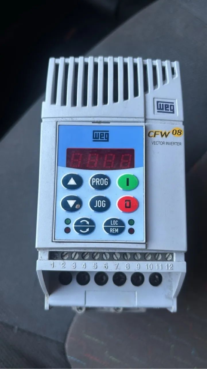 Inversor de Frequência WEG CFW08 - Foto 2