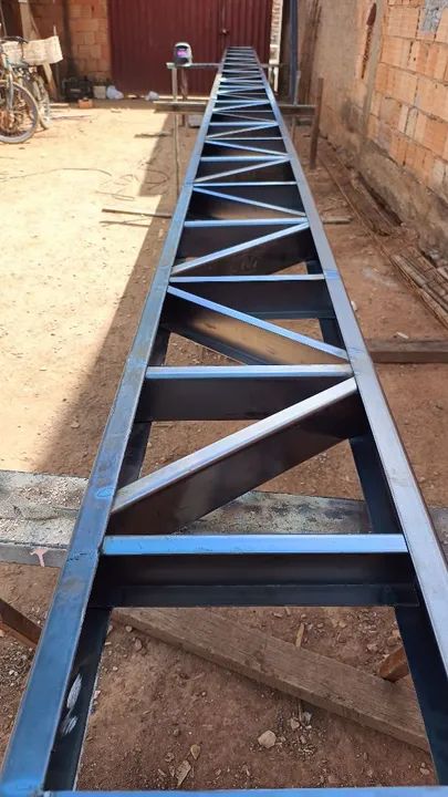 Tesoura metálica para vão de até 10 metros