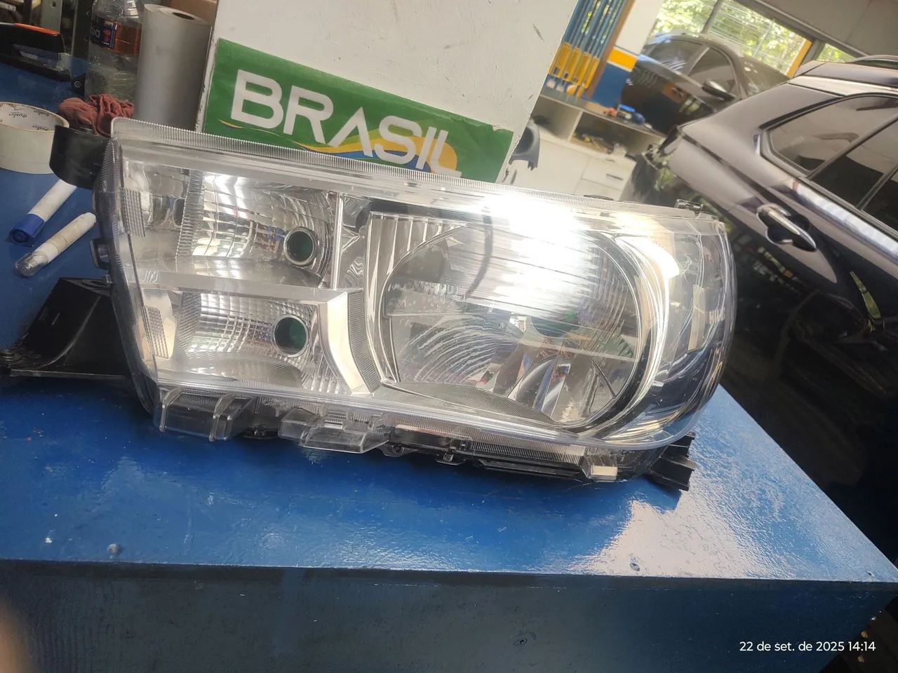 farol Hilux 2018 esquerdo 