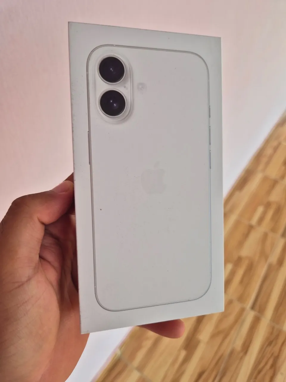 iPhone 16 128GB