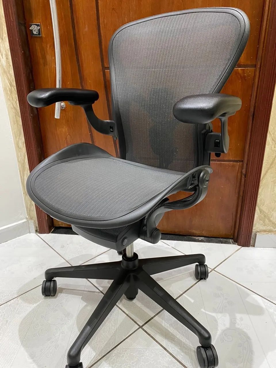 Cadeira Herman Miller new Aeron B Entrega grátis sp capital  - Foto 3