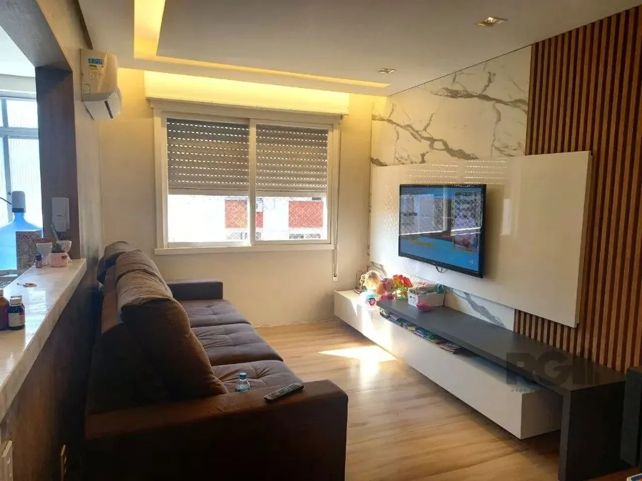 Apartamento de 2 dormitórios e vaga