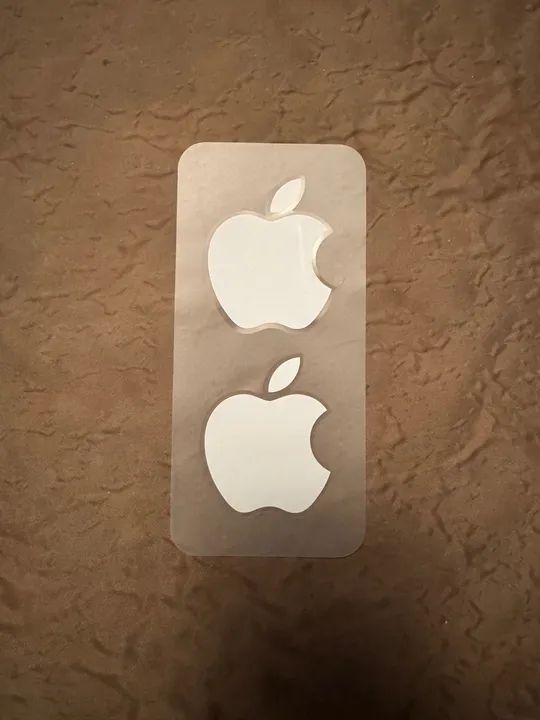 Caixinha do iPhone 11 + adesivos - Foto 3