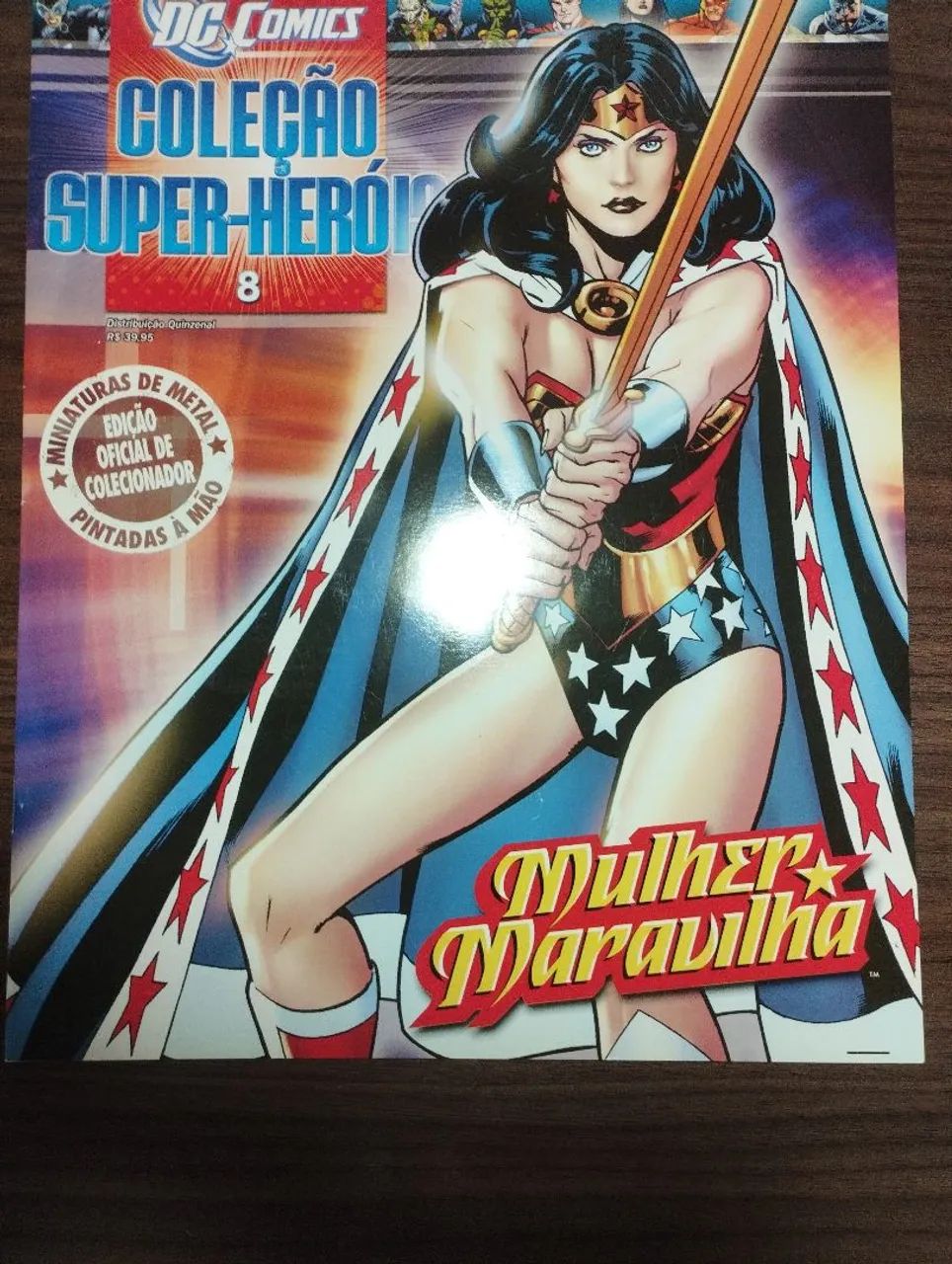 Miniatura Coleção Super-Heróis - Wonder Woman Mulher Maravilha  - Foto 4