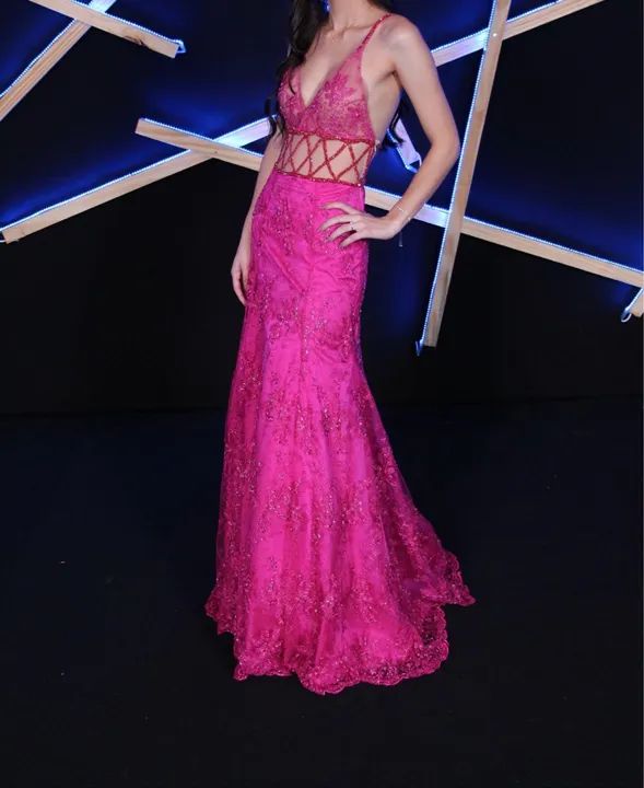 Vestido de renda pink para festa