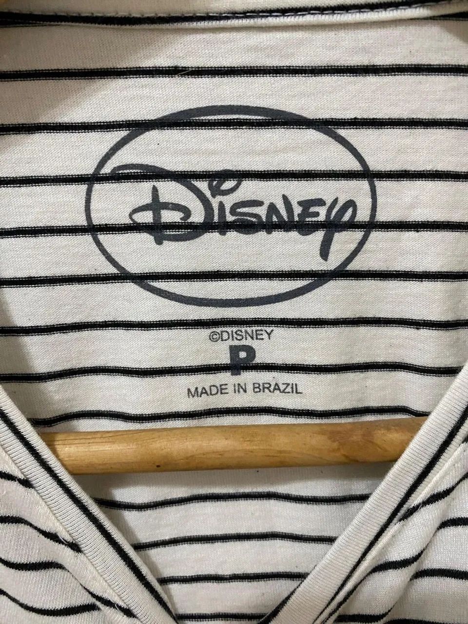 Camiseta Mickey Mouse listrada - Foto 2
