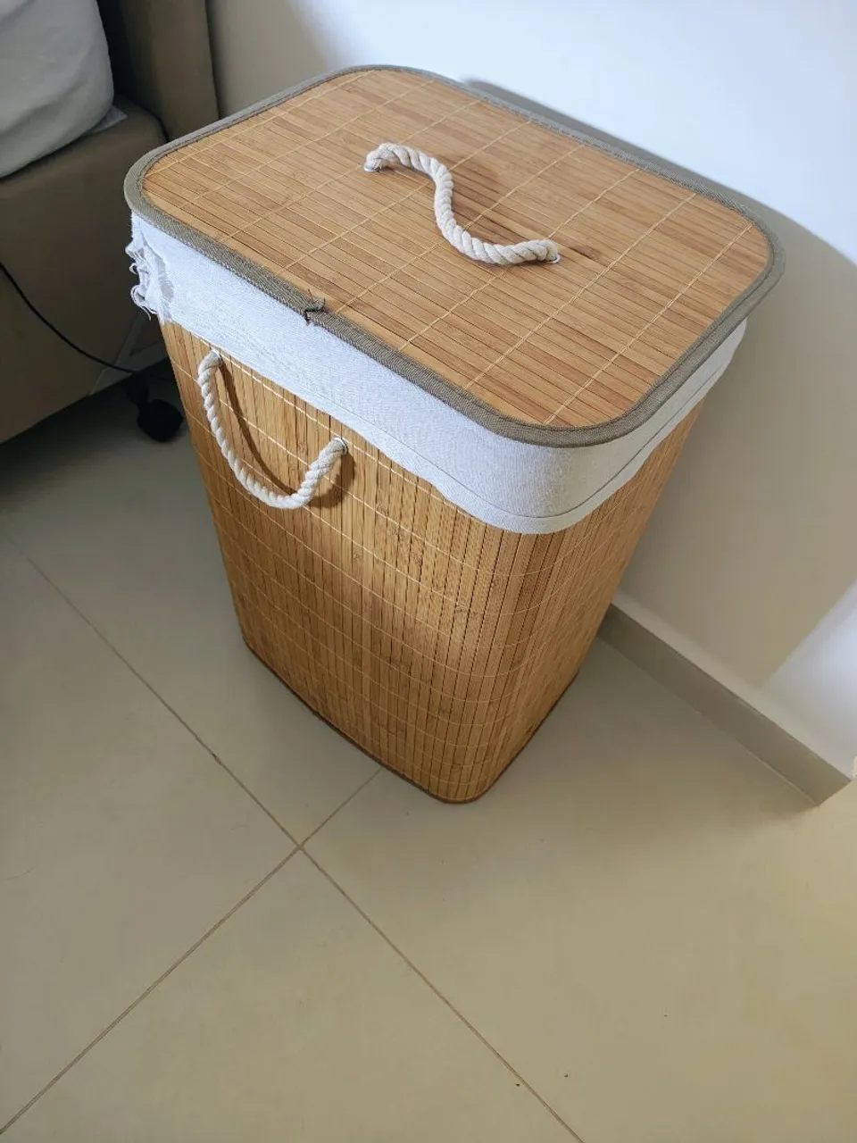 Cesto de Roupa de Bambu com Tampa e Alças - Estilo Natural