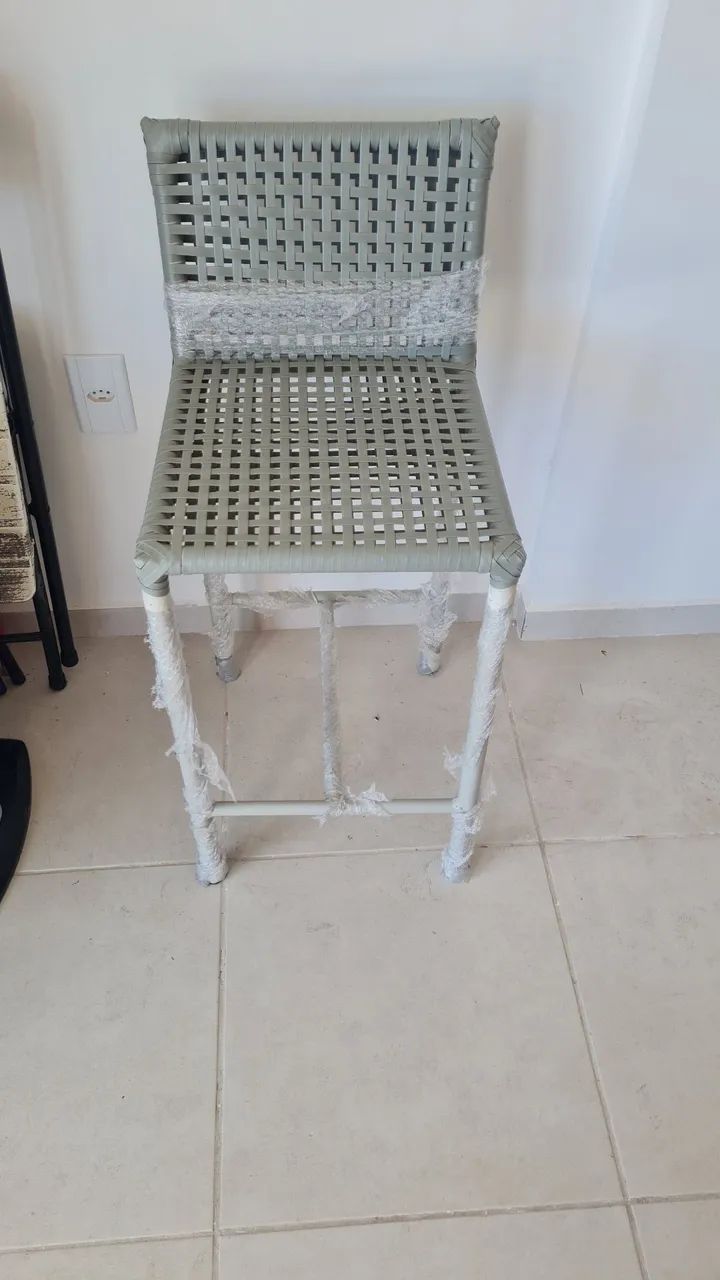 Banqueta alta para bancada de cozinha