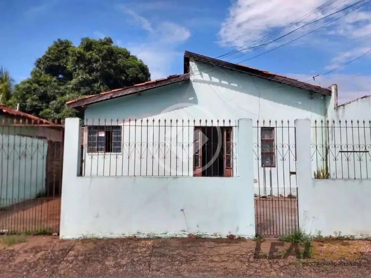 Vende-se casa no Jardim Imperial com ótima localização, próximo a Avenida da Palmeiras. co - Foto 6