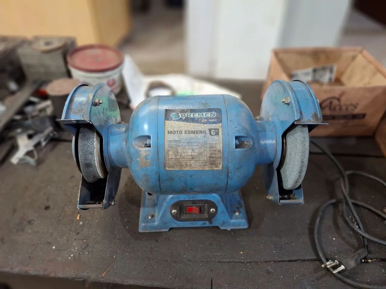 Máquina de solda;furadeira de bancada;esmeril. - Foto 5