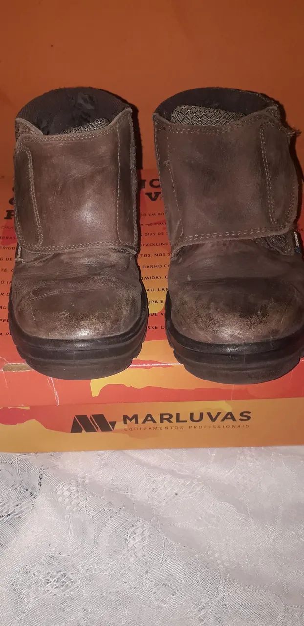 Bota de segurança marluvas.