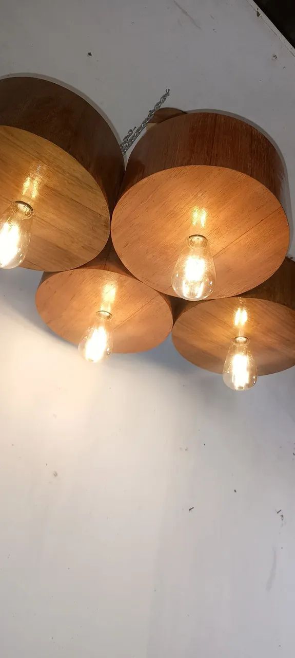 Luminária em madeira cedro e imbuia tamanho 055 cm largura 075 cm comprimento  - Foto 3