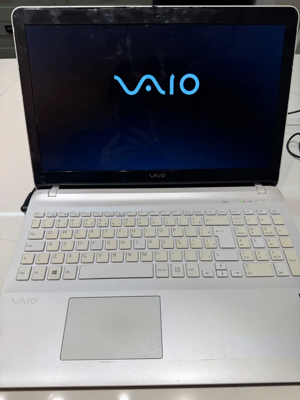 Vendo Notebook VAIO Usado